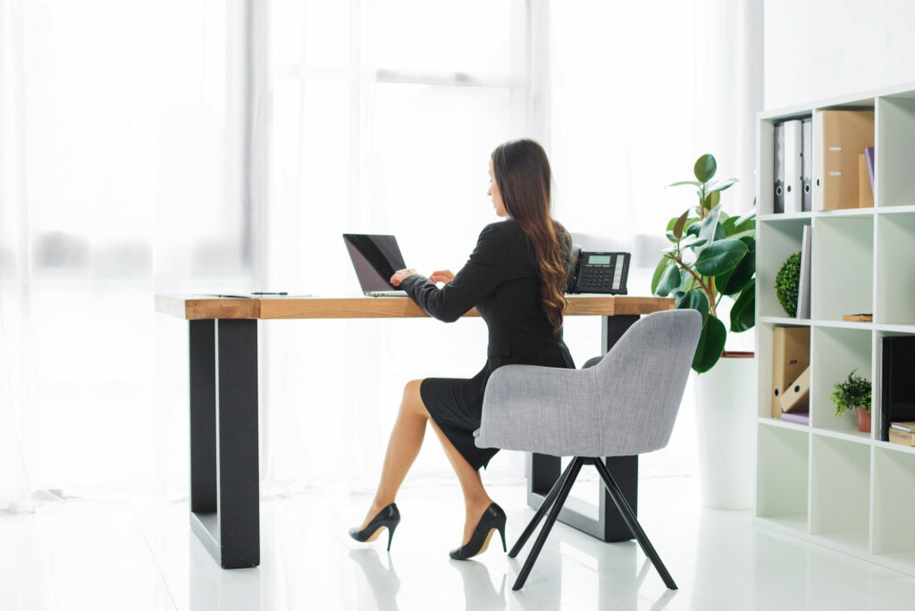 Why Hiring a Virtual Assistant is Smarter Than a Full-Time Employee